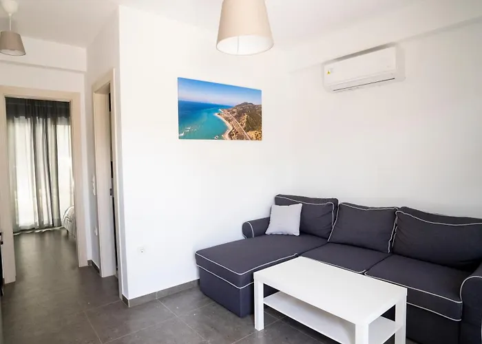 Danai D Ofrynio Appartement *