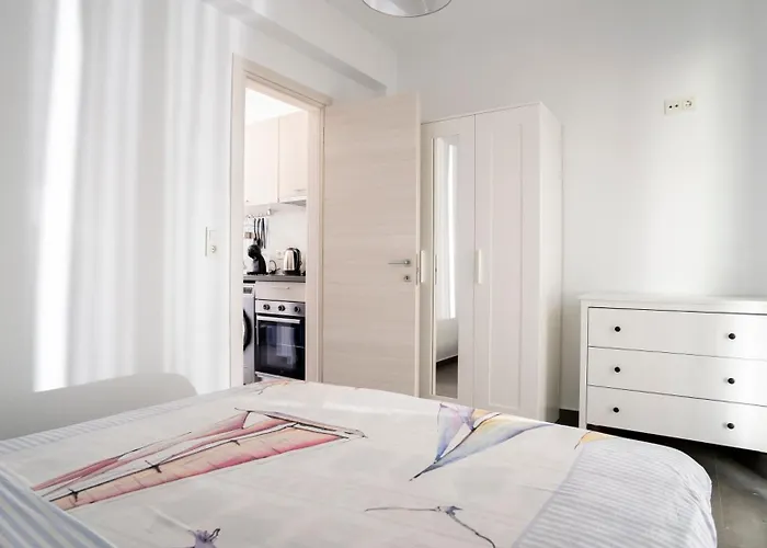 Danai D Ofrynio * Ofrínion